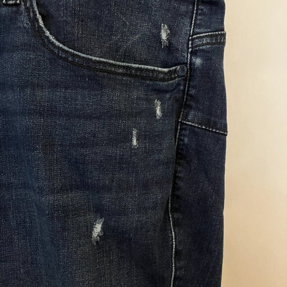 Torrid Women's Jeans Bombshell Skinny Size 26 Blue Dark Wash Super Soft Stretch - Picture 3 of 7